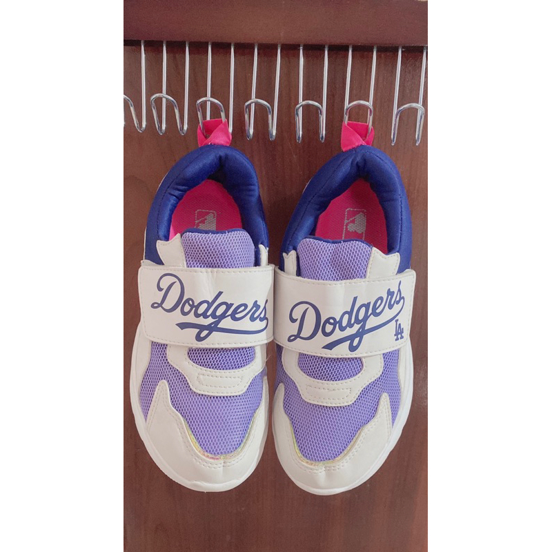 Giày MLB cho bé size 35-22cm