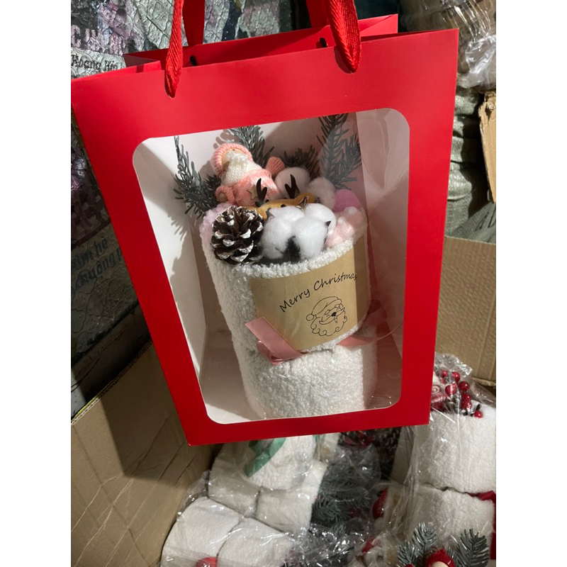 Bó hoa gấu noel tặng kèm túi ,đèn ,thiệp
