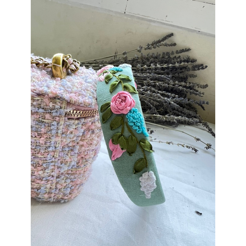 Cài tóc vải nhung thêu Handmade by Chang