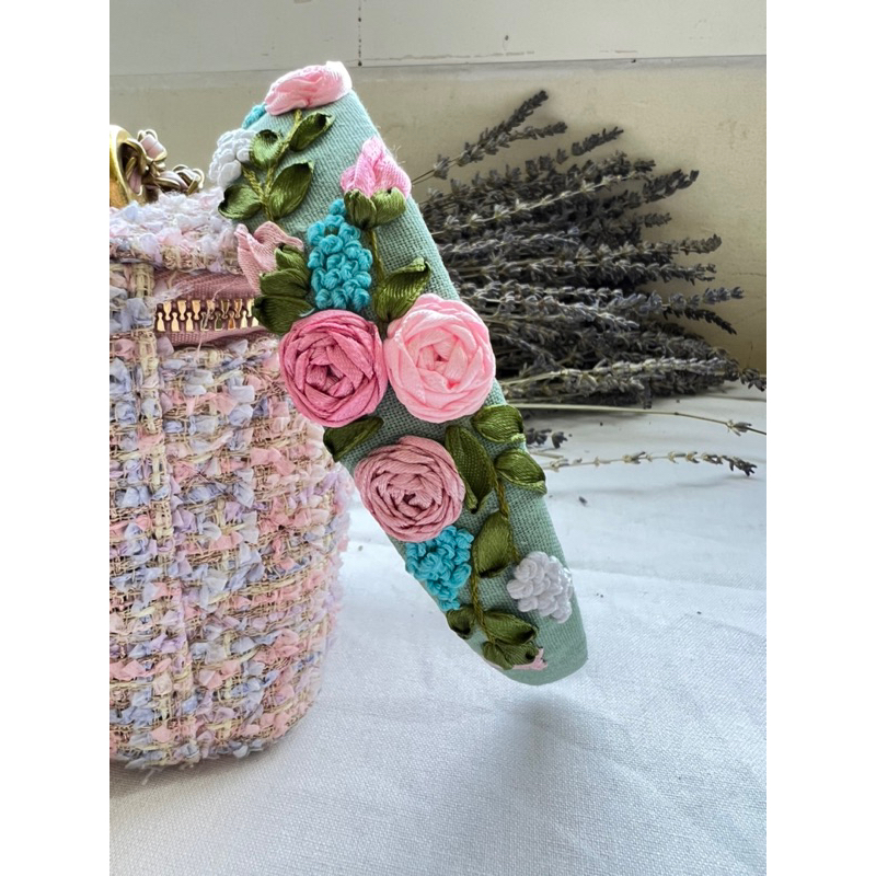 Cài tóc thêu màu xanh bạc hà cực xinh Handmade by Chang