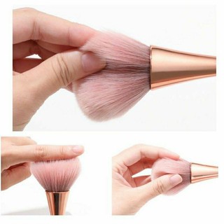 Cọ trang điểm tán nền phủ phấn má hồng