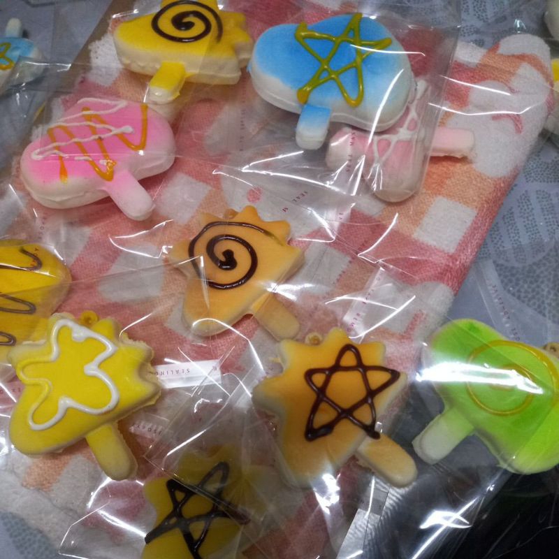 Squishy bánh snoppi hiếm