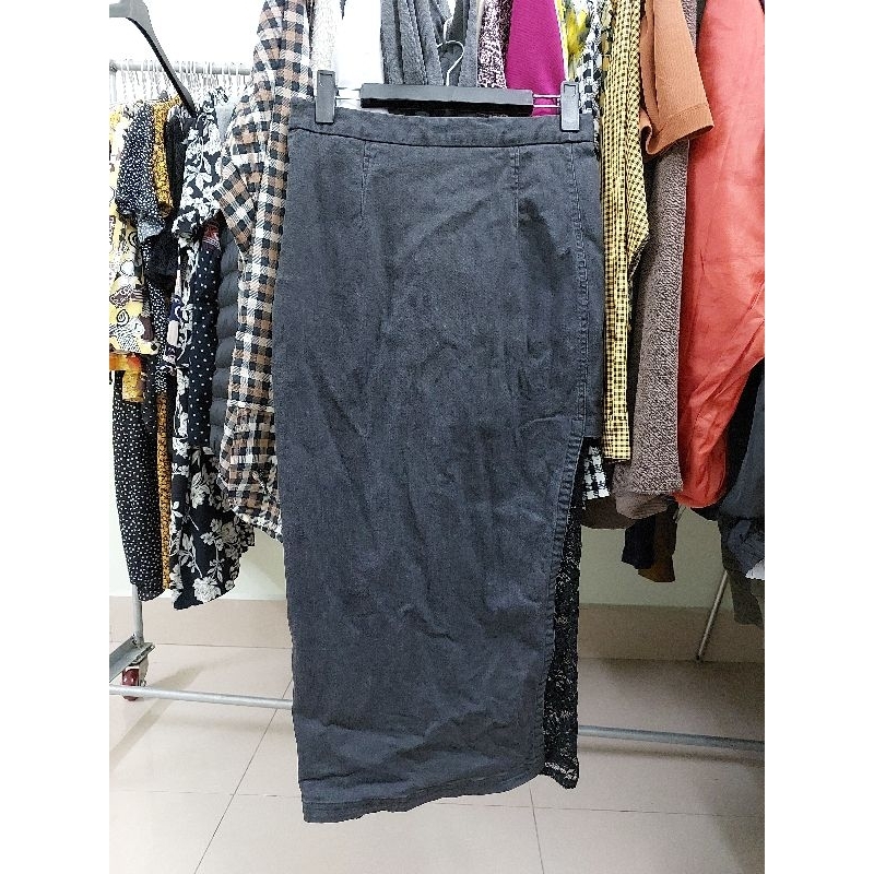 Chân váy jean eo 70cm .