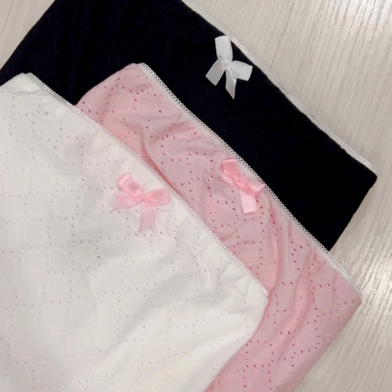 Đầm ống đính nơ bèo tầng  dáng ngắn ôm body màu pastel
