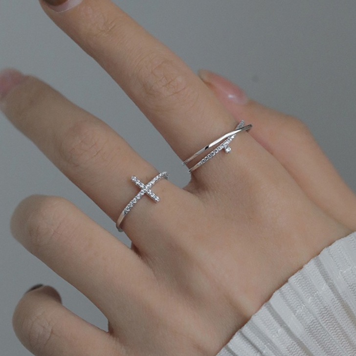 Nhẫn Nữ Dấu Cộng đính đá đơn giản cá tính siêu đẹp NHAN23