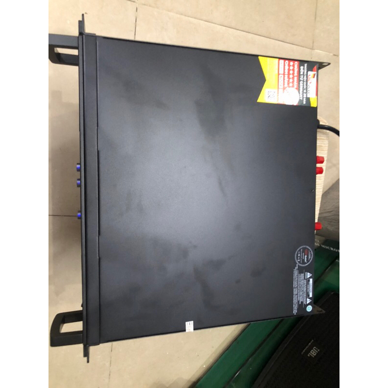 Cục Đẩy Công Suất 3 kênh chính hãng GUTIN GLS3570