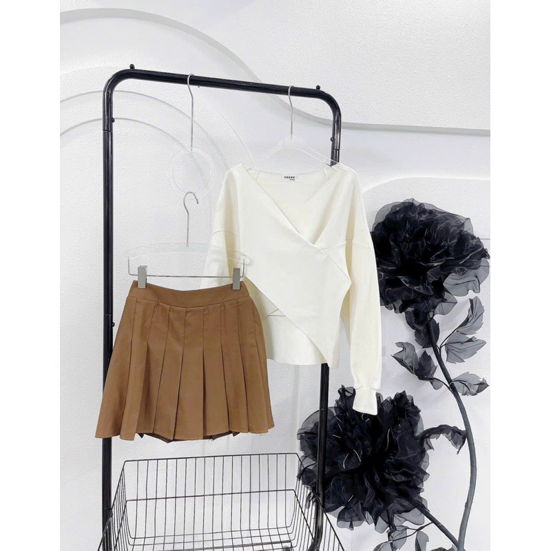 SET ÁO ĐẮP CHÉO CHÂN VÁY XẾP LY