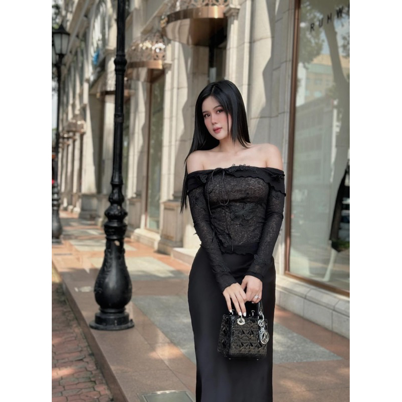 ÁO TRỄ VAI TAY DÀI KẾT BƯỚM REN