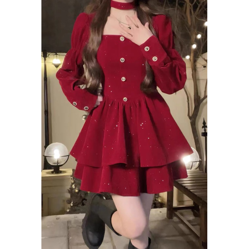 Váy nhung kim tuyến tay dài