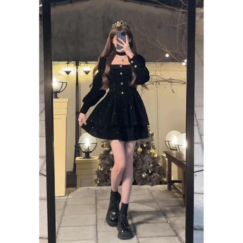 Váy nhung kim tuyến tay dài