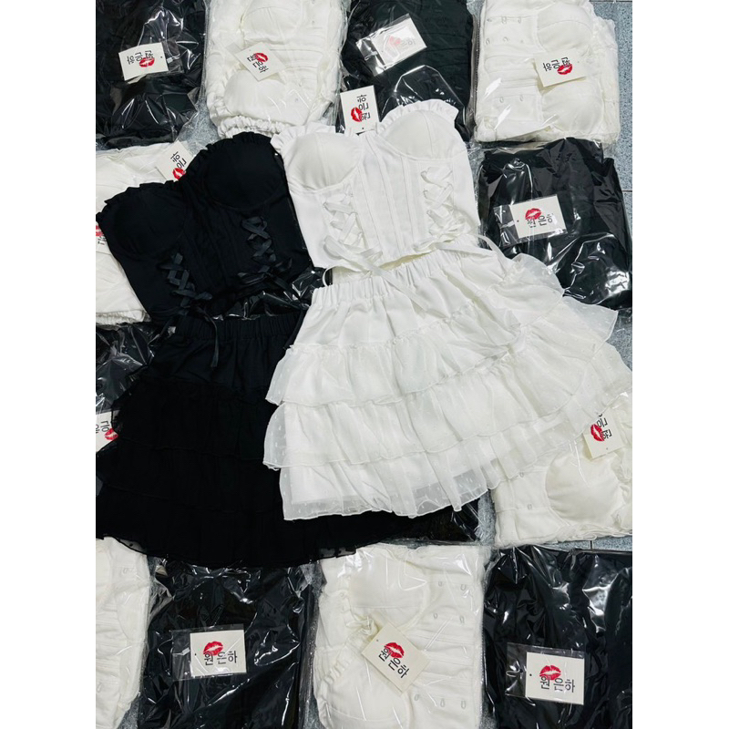 Set áo cúp ngực dây đan váy tầng bèo