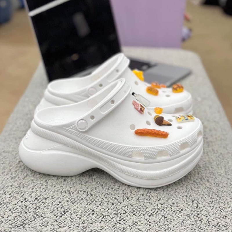 Sục Cross Bae đế cao 8cm- tặng kèm 10 sticker