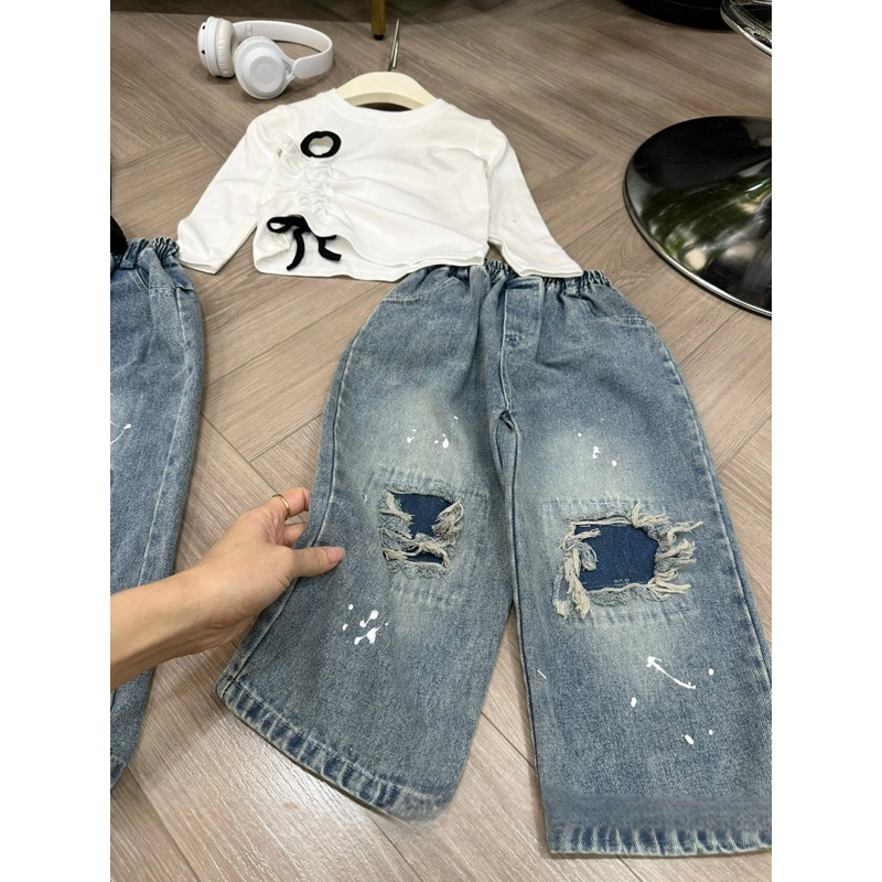 Bộ thu đông bé gái, set áo zip  rút dây 1 bên phối quần Jean xuông rách vẩy sơn sành điệu cho bé 12-30kg