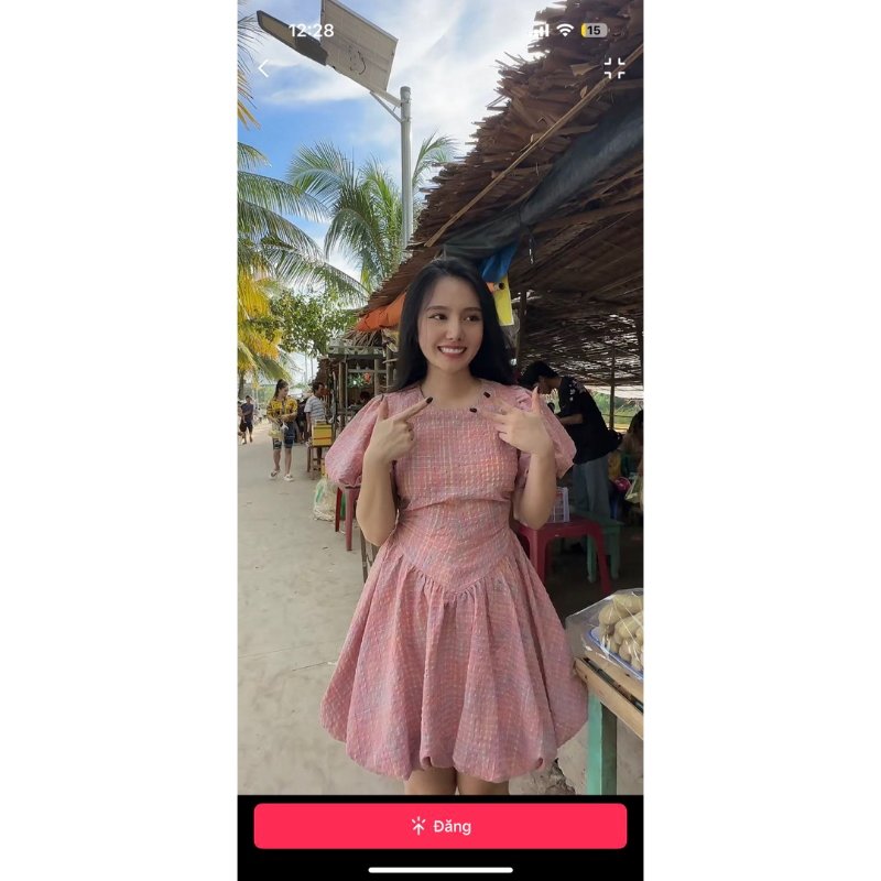 Đ80- Đầm caro khoét eo