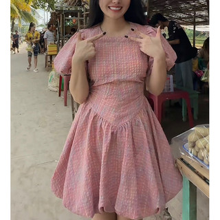 Đ80- Đầm caro khoét eo