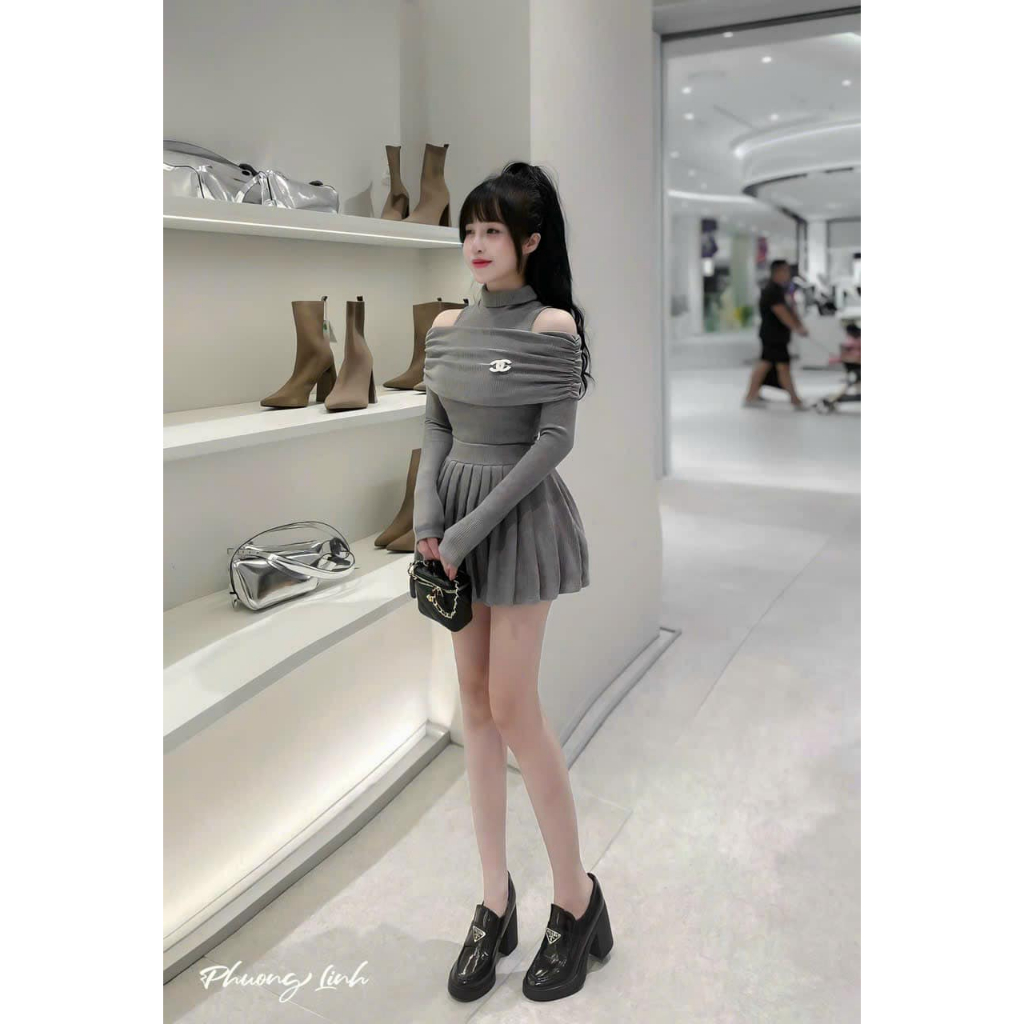 Sét tăm 3 món áo cổ lọ kèm áo trễ vai tag + chân váy dáng ngắn 3 màu