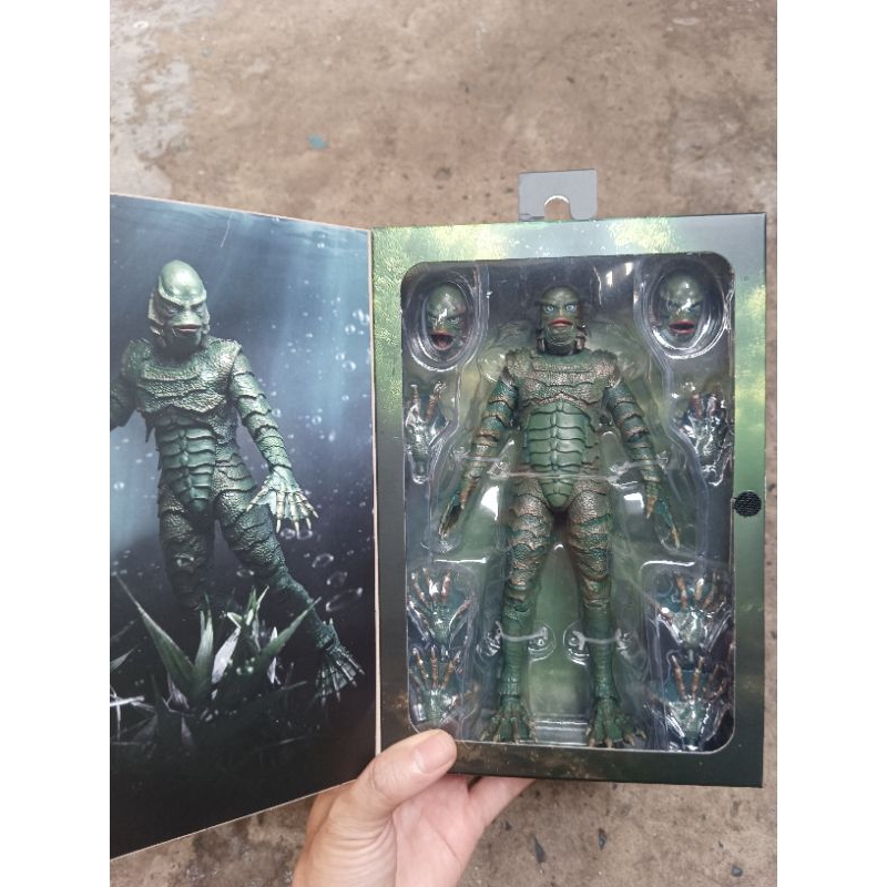 Mô hình NECA Ultimate Creature from the Black Lagoon có sẵn