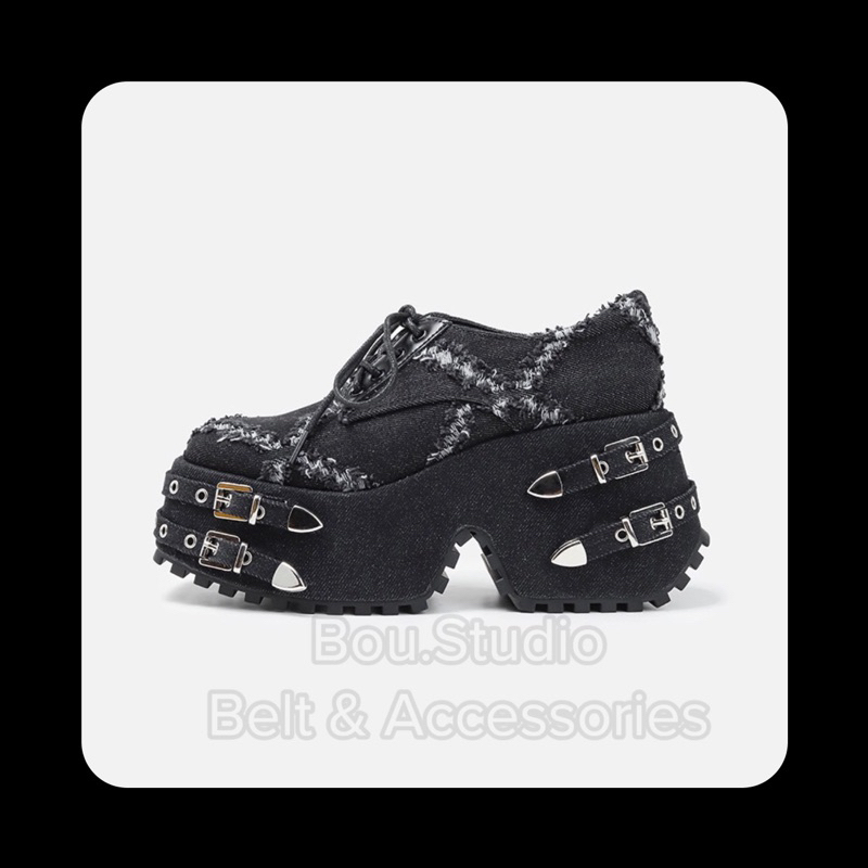 Giày đế cao dày denim dòng camelback phong cách gothic punk