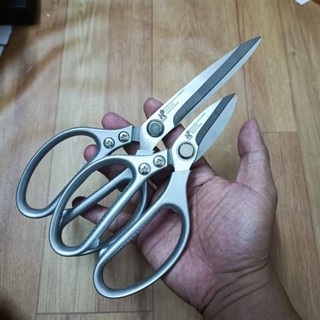  Kéo bếp đa năng Nhật bản  cắt gà vịt mổ cá cắt vây cắt thịt rau củ quả...  