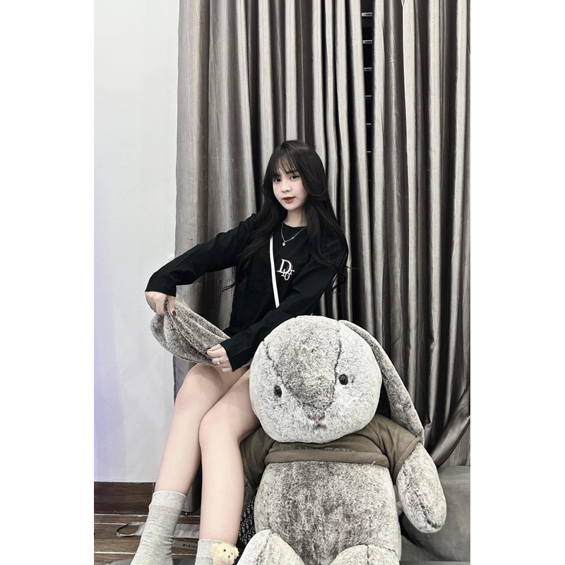 Áo thun đen dài tay