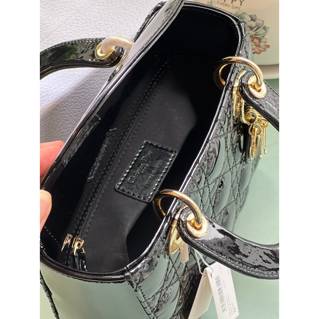 TÚI CD LADY SZ20 DA BÓNG