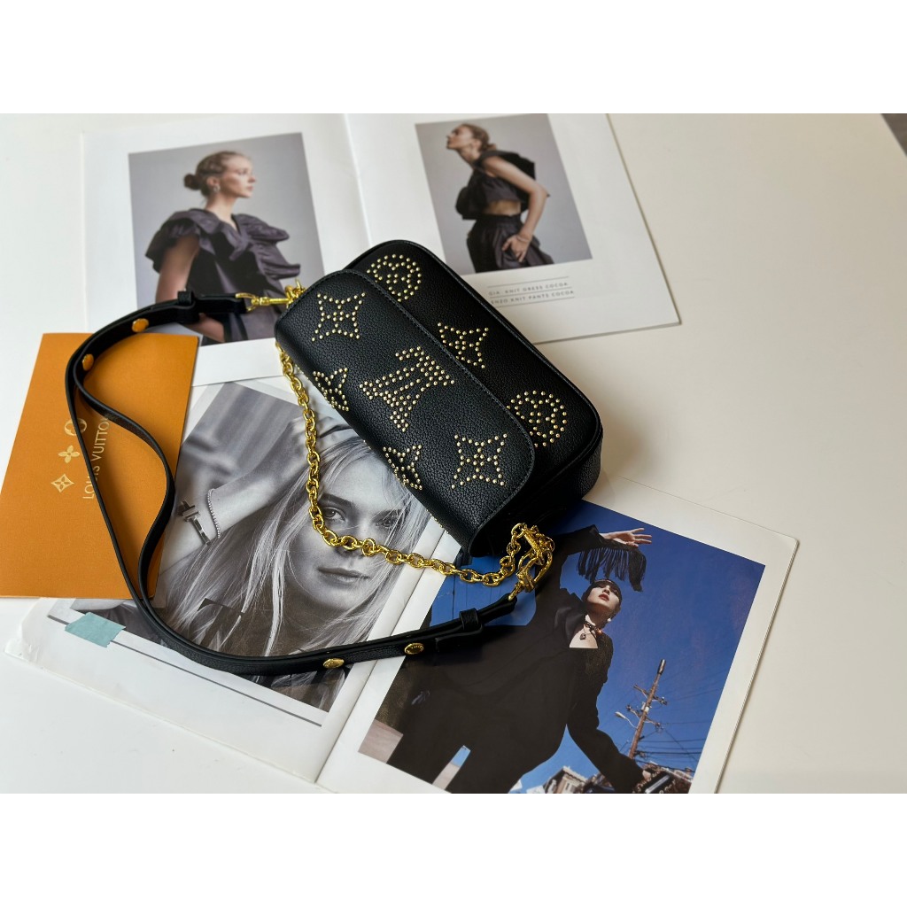 TÚI LV WALLET IVY DA BÒ