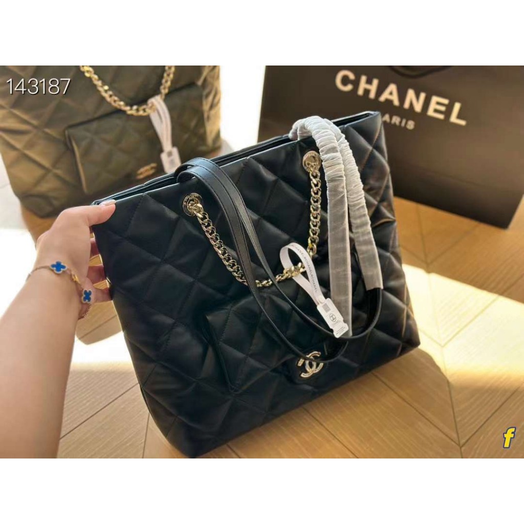 TÚI CHA NEO HOBO SZ32 DA BÒ