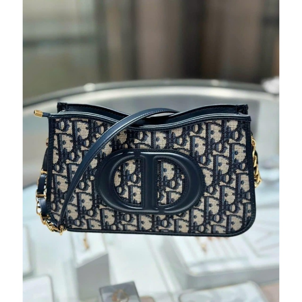 TÚI CD SIGNATURE HOBO SZ24