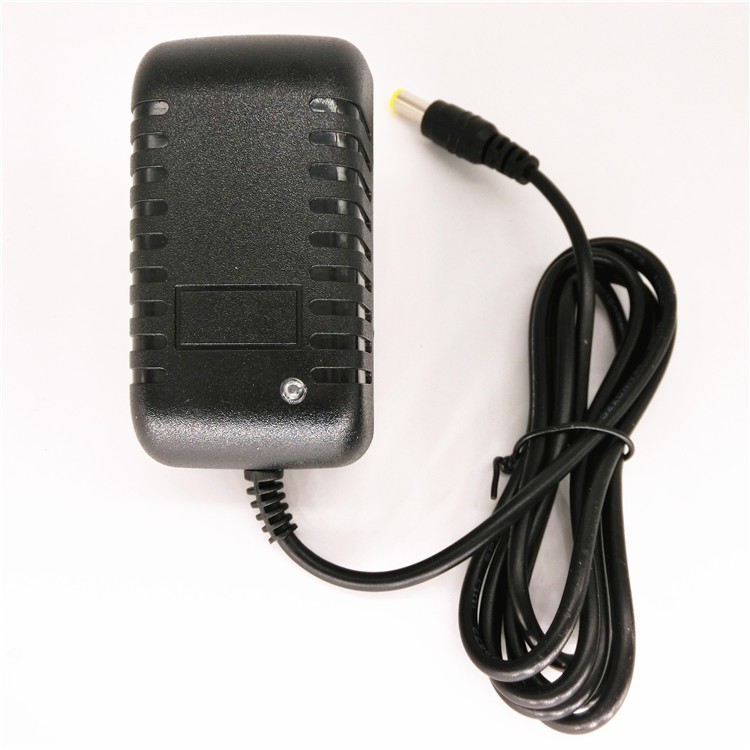 Sạc và ắc quy 6V, 12V oto xe máy điện trẻ em