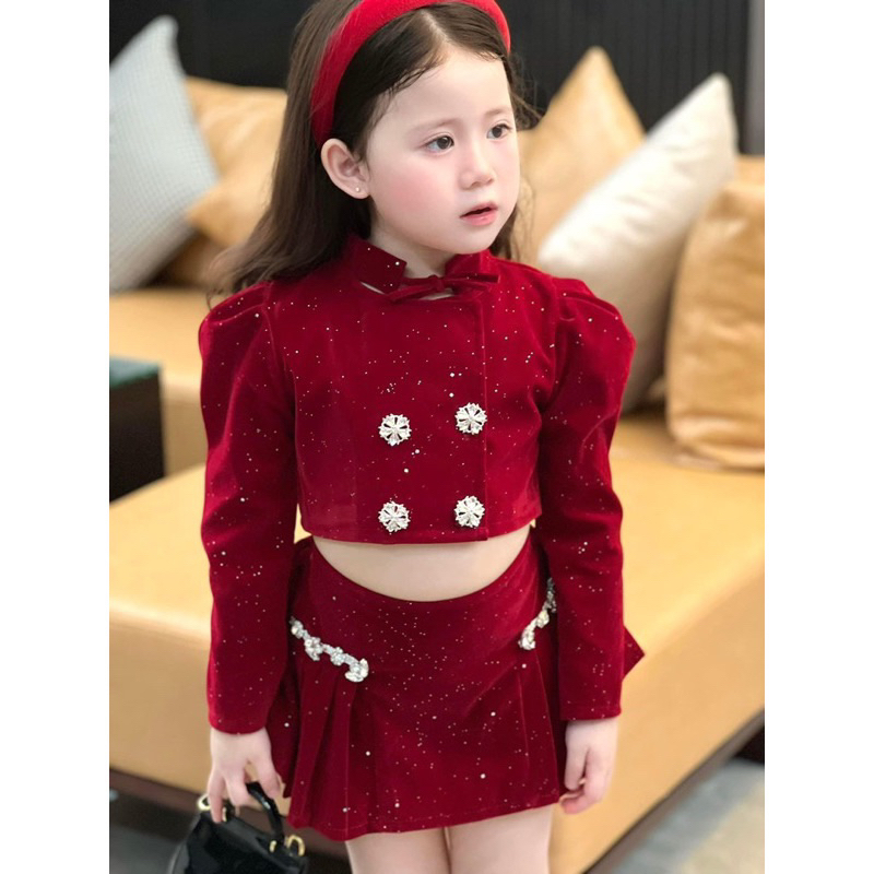 Set ao kem chân váy sang chảnh cho bé