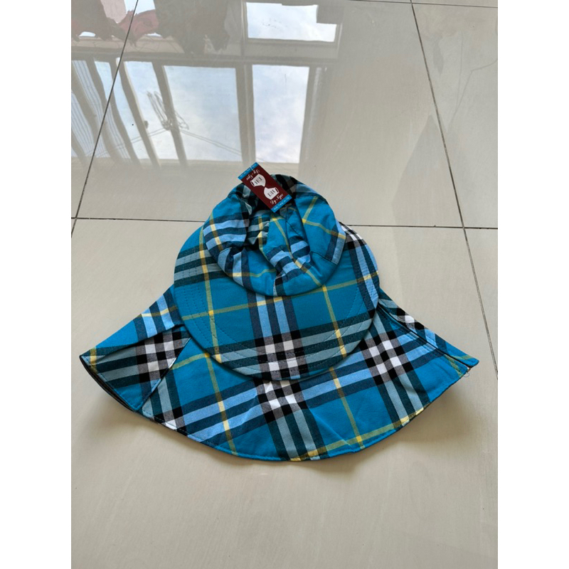 Khẩu trang nón vành dây kéo 1 bên màu ngẫu nhiên hoặc lựa chọn màu thì inbox