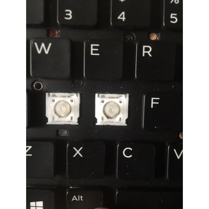 Thay nút cao su bàn phim laptop