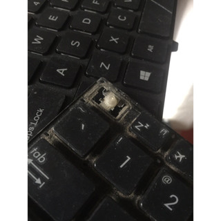 Thay nút cao su bàn phim laptop