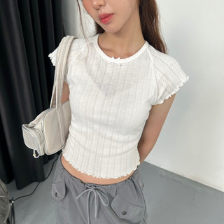 Janet studio • áo thun tay con trắng