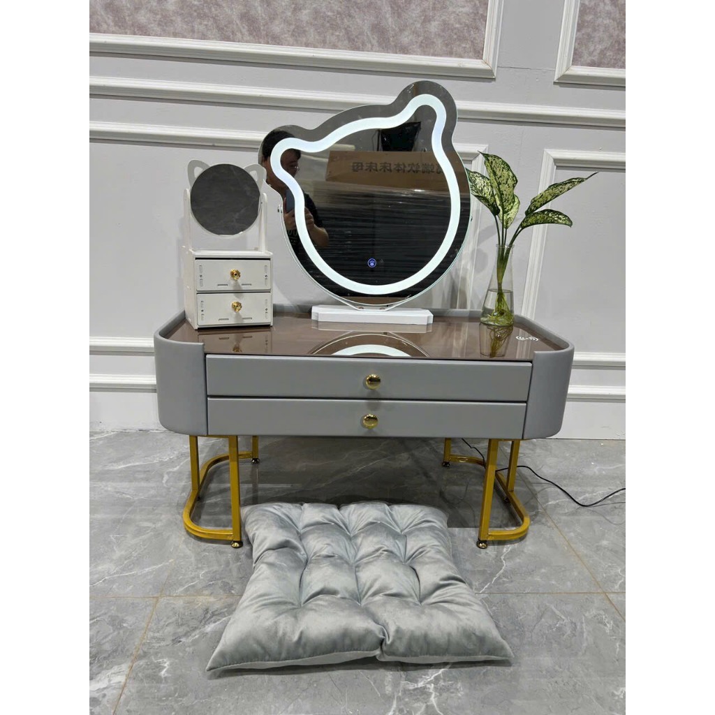 Bàn Trang Điểm Bệt, Có Loa bluetooth, gương đèn led hàng nhập khẩu