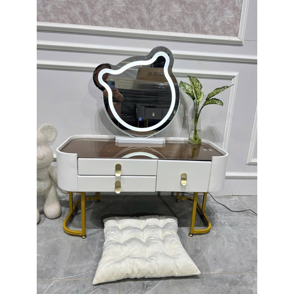 Bàn Trang Điểm Bệt, Có Loa bluetooth, gương đèn led hàng nhập khẩu