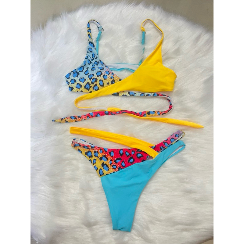 BIKINI cầu vòng cc