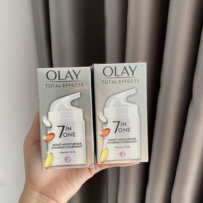 Kem Dưỡng Olay Total Effects 7 In 1 Ngày và Đêm Dưỡng Da, Trắng Da Và Làm Đẹp Da 50ml