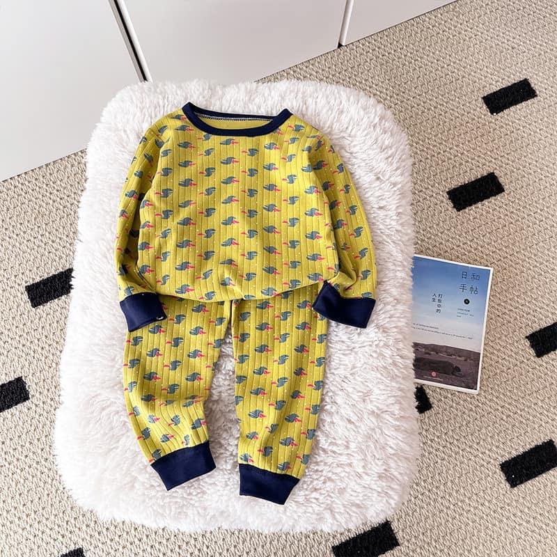 Bộ mặc nhà của bé