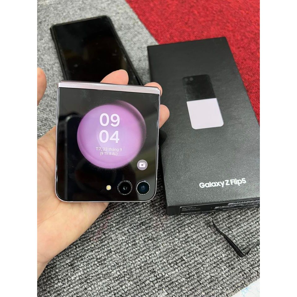 Samsung Z Flip 5 ram 8/512gb bảo hành 12 tháng