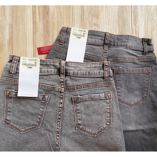 Quần biker short xám lai cắt