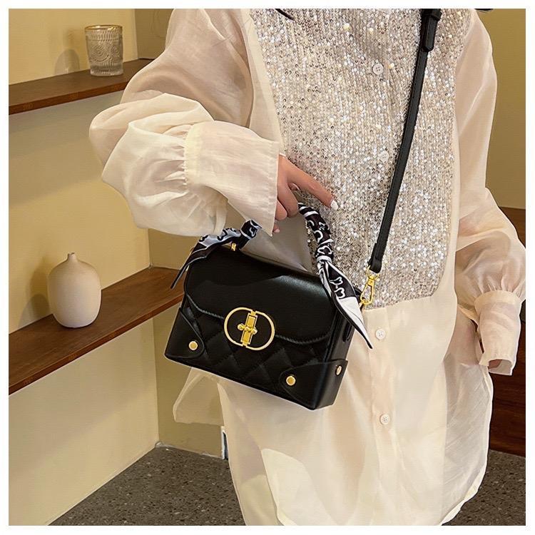 Túi Xách Nữ Dáng Hộp Da Trần Trám