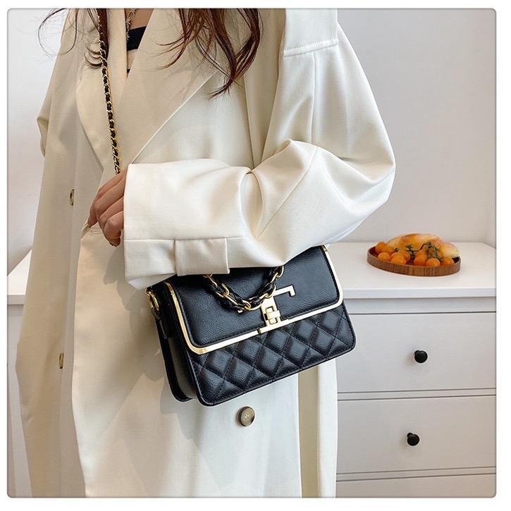Túi Xách Tay, Kết Hợp Đeo Chéo Thời Trang Nữ Khoá T viền Vàng Mới A1150