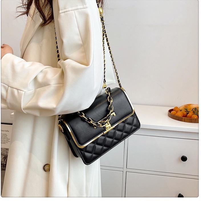 Túi Xách Tay, Kết Hợp Đeo Chéo Thời Trang Nữ Khoá T viền Vàng Mới A1150