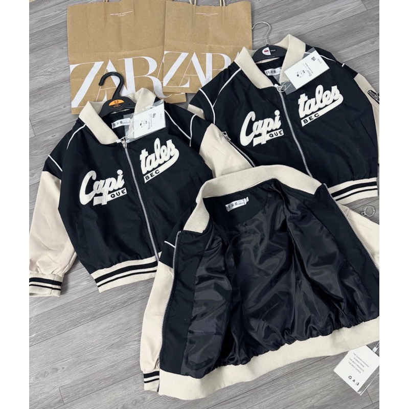 Áo khoác gió bomber 2 lớp chữ thêu đáp nổi phối màu đen be cho bé