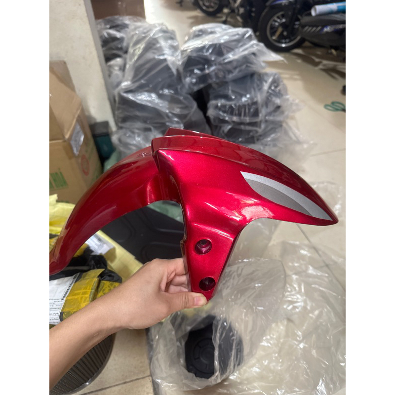Chắn bùn trước M133 có tem phủ bóng
