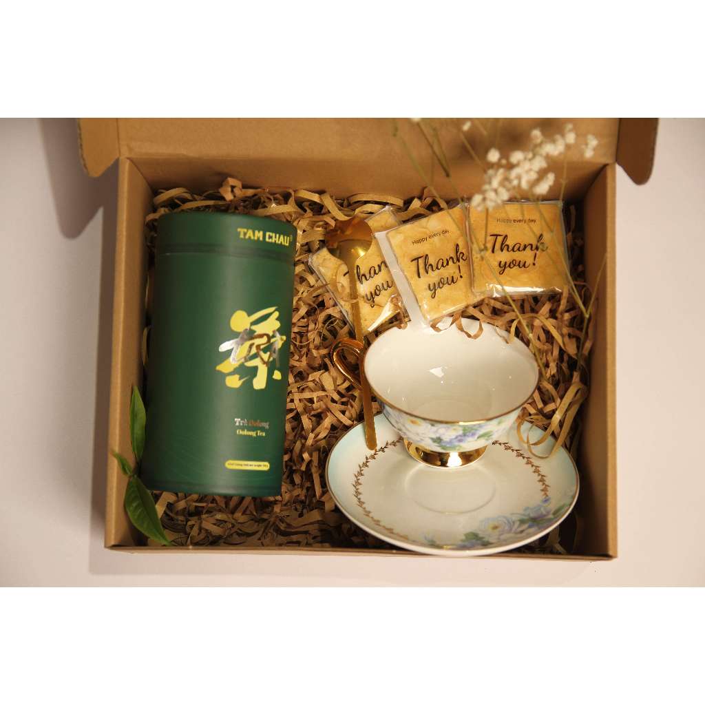 Set quà 20/11 Trà lài lon giấy đỏ 100g kèm ly tự chọn