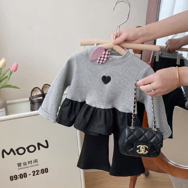 Bộ thu đông bé gái , bộ quần áo tăm thêu tim bánh bèo quần loe sành điệu cho bé gái