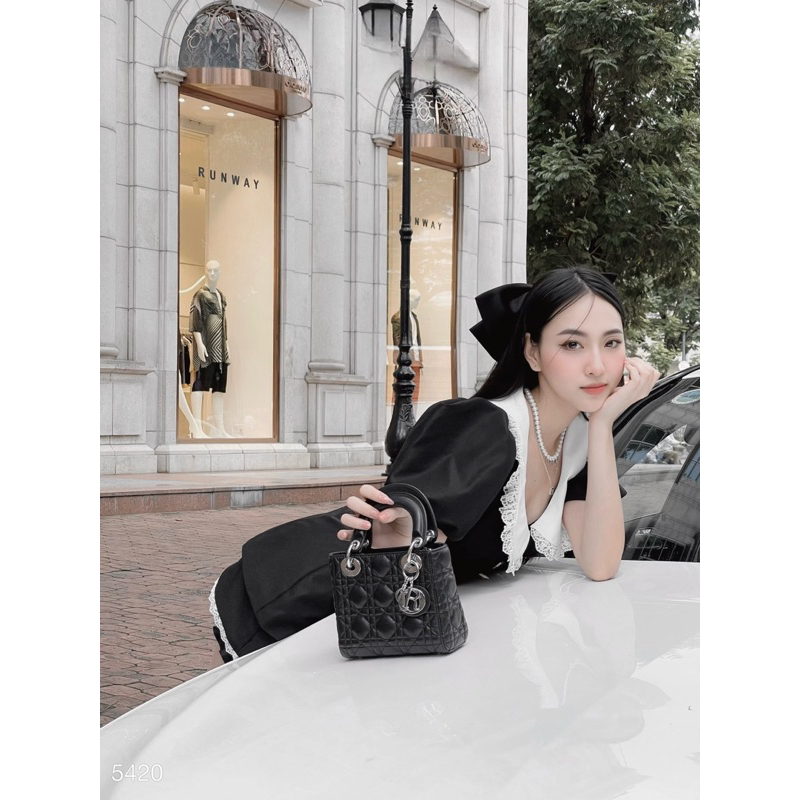 👚 SET REN CỔ SEN + CHÂN VÁY