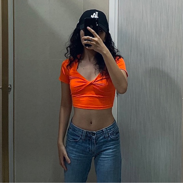 Thanh lý - Áo kiểu hiệu zara, hm, qccc, form tôn dáng, trendy hoạ tiết, thấm hút mồ hôi, dáng croptop, trễ vai, áo len